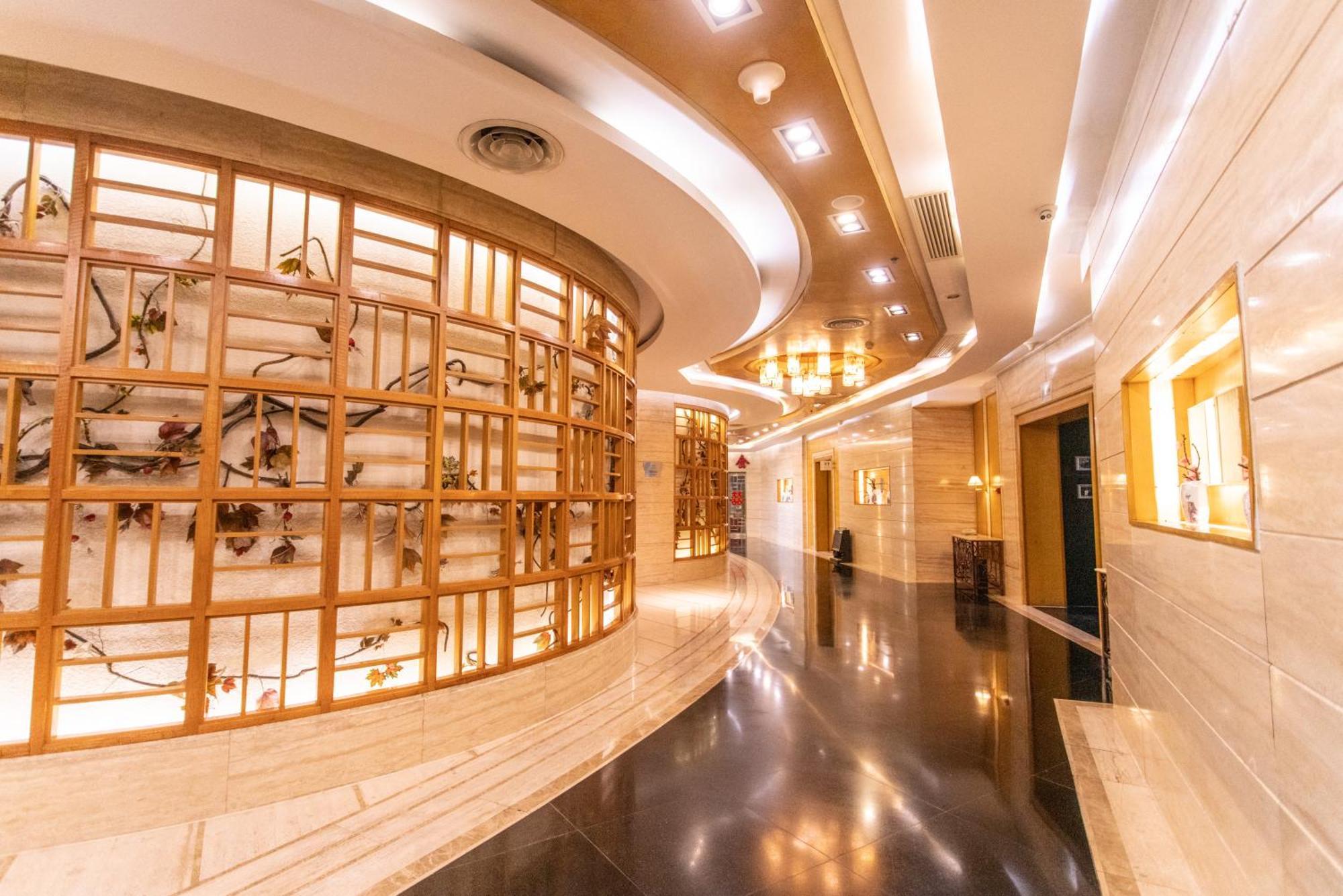 Header Baotou Hotel Екстериор снимка